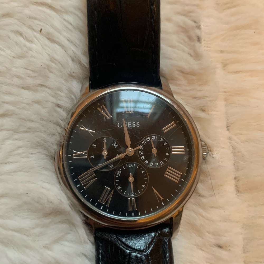Guess Watch - Picture 2 of 4